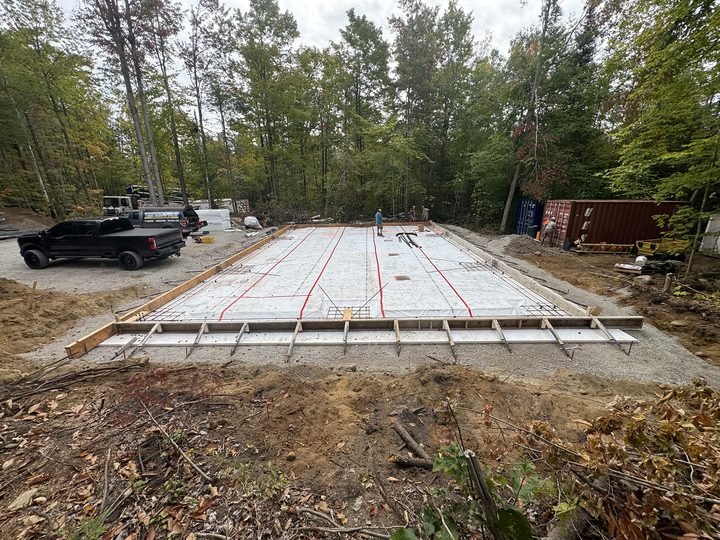Slab preparation with reinforcement and in-floor tubing